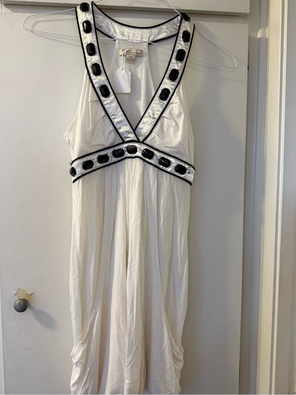 Vintage Y2K forever 21 going out top